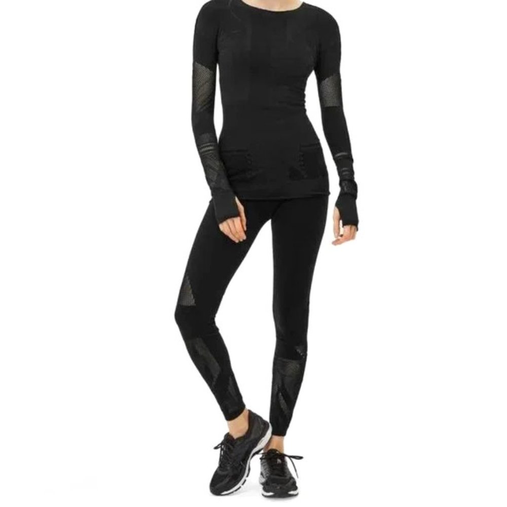 SWEATY BETTY | Union Jack Seamless Long Sleeve Top, Size S/M (NWT)